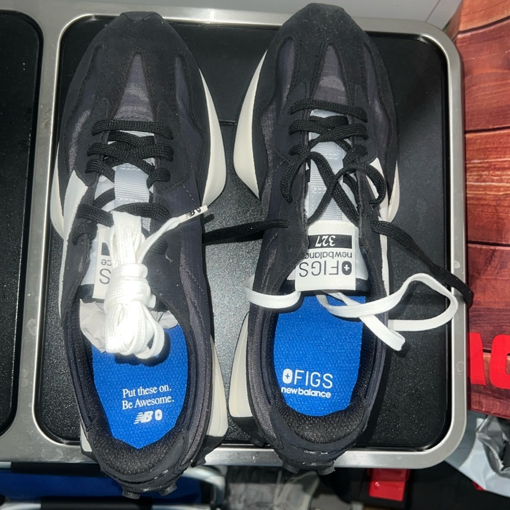 Women’s Figs new balance